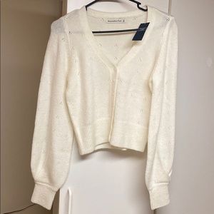 Abercrombie & Fitch sweater